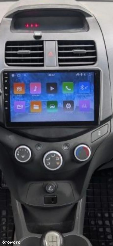Chevrolet Spark 1.0 LT - 24