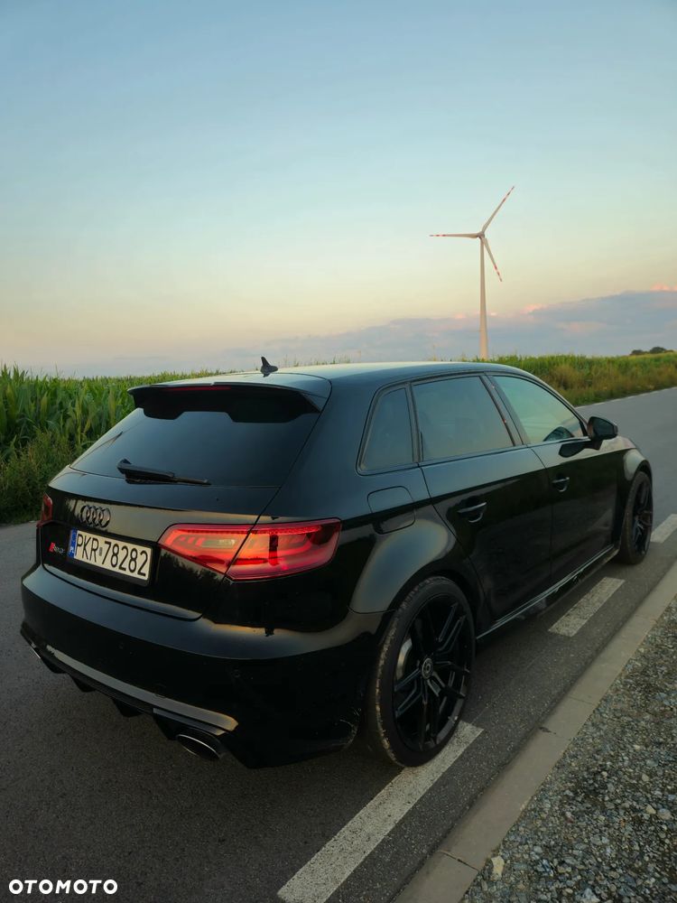Audi RS3 Sportback Standard - 1