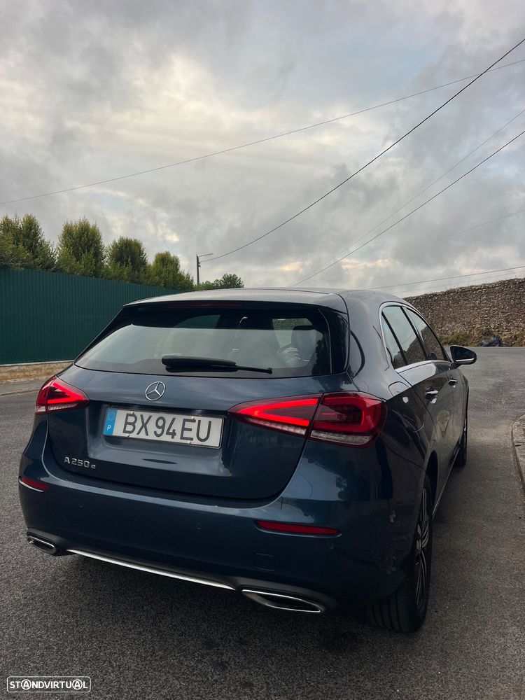 Mercedes-Benz A 250 e 8G-DCT Edition 2021 - 9