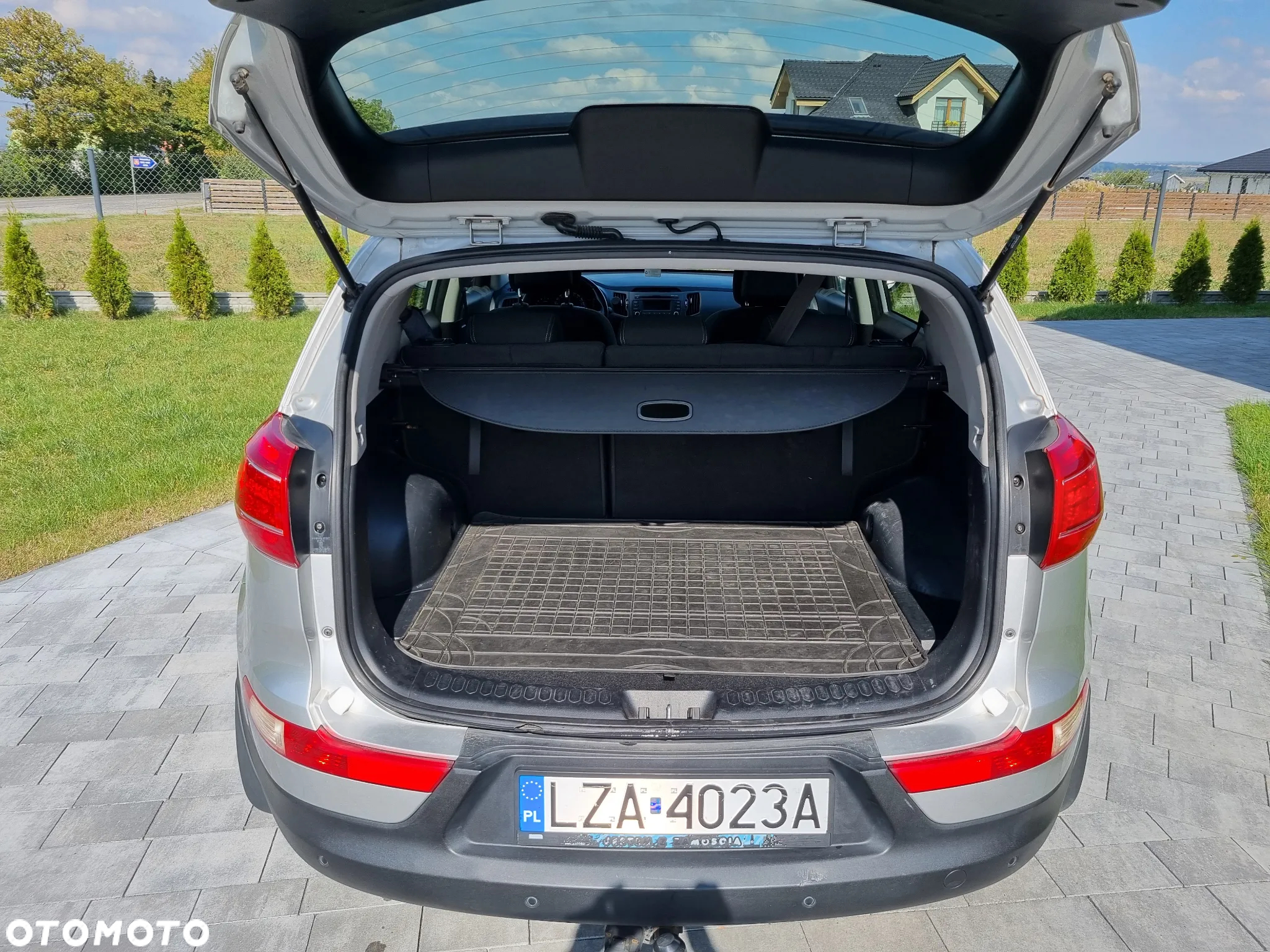 Kia Sportage 2.0 CRDI XL - 11
