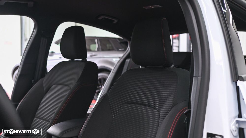 Ford Focus 1.0 EcoBoost MHEV ST-Line X Aut. - 59