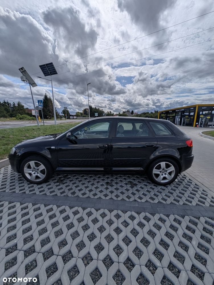 Audi A3 Sportback - 4