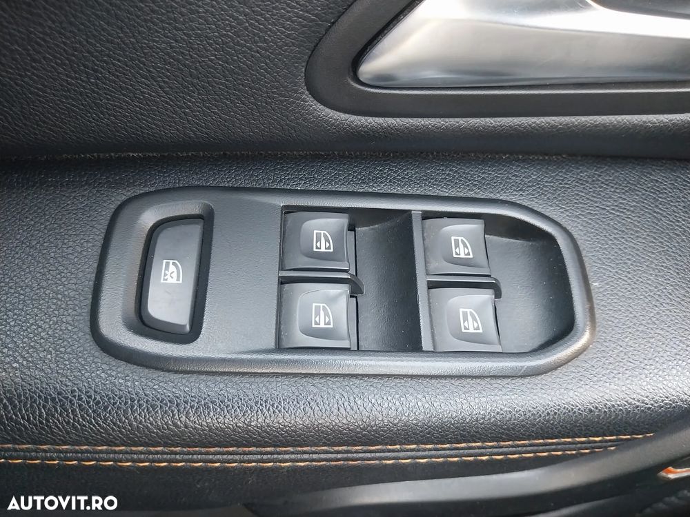 Dacia Duster TCe 150 4X4 Extreme - 9