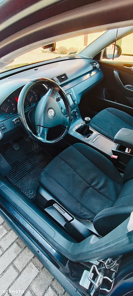 Volkswagen Passat 1.9 TDI Trendline - 11