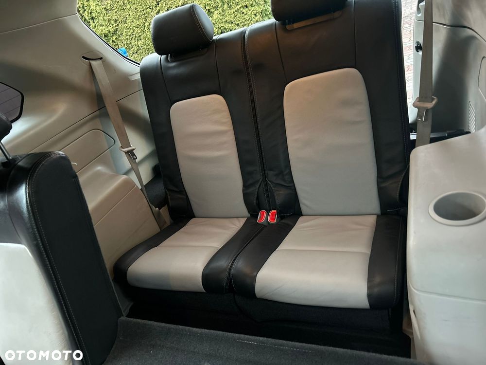 Chevrolet Captiva 2.2 D LTZ - 14