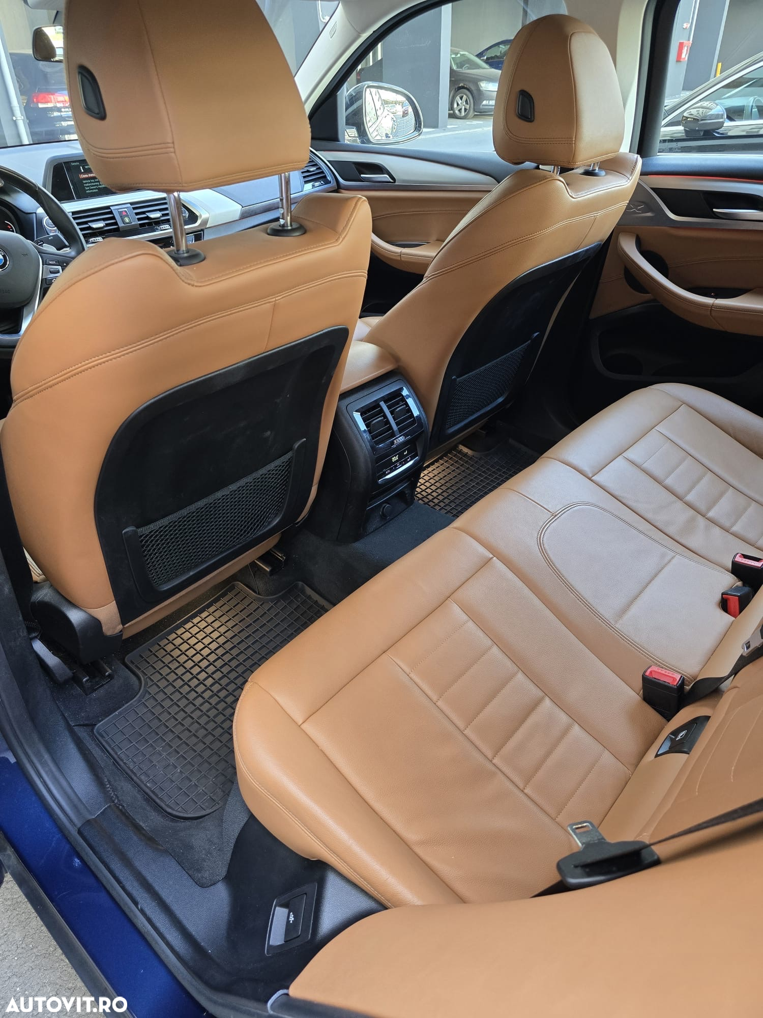 BMW X4 xDrive20i AT - 8