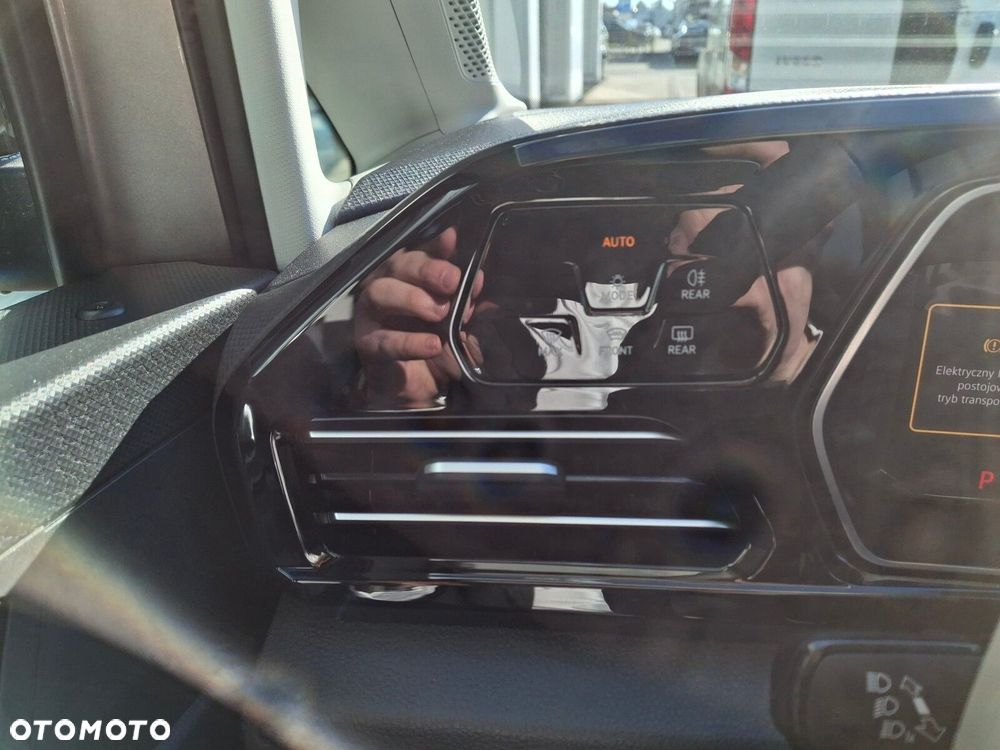 Volkswagen Caddy - 23