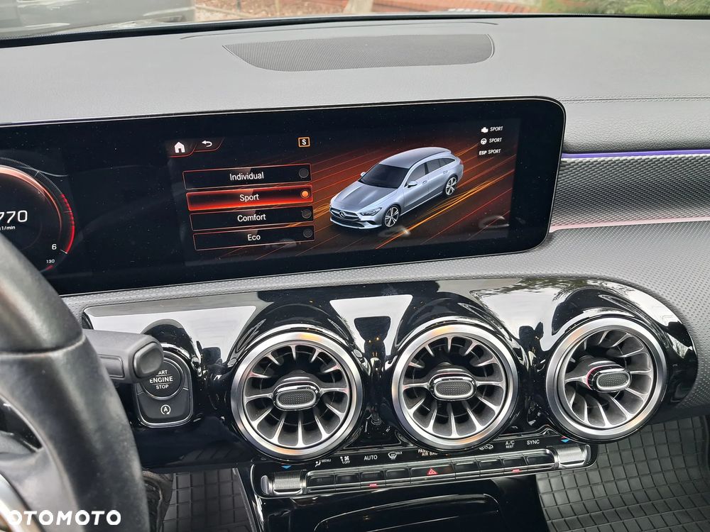 Mercedes-Benz CLA 200 d 8G-DCT Special Edition - 25