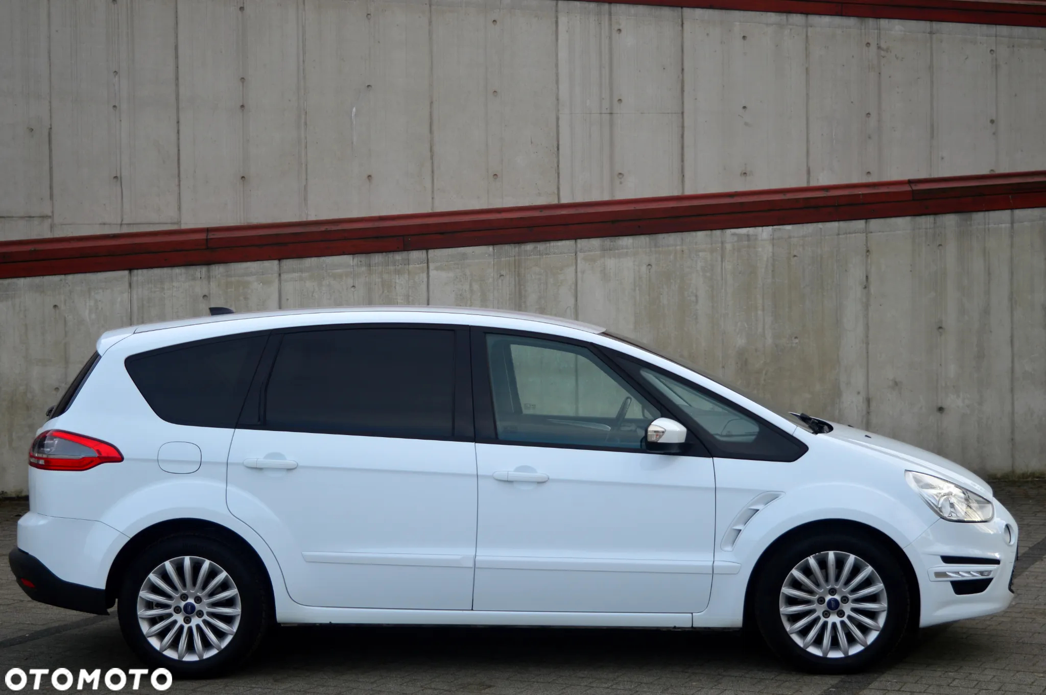 Ford S-Max - 8