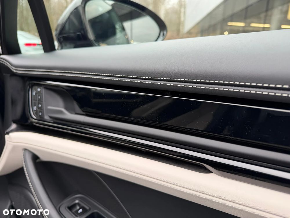 Porsche Panamera 4S E-Hybrid - 31