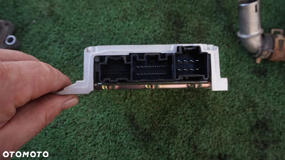 Mazda CX 3 wzmacniacz Bose D10F 66 A20 D10F66A20 - 2