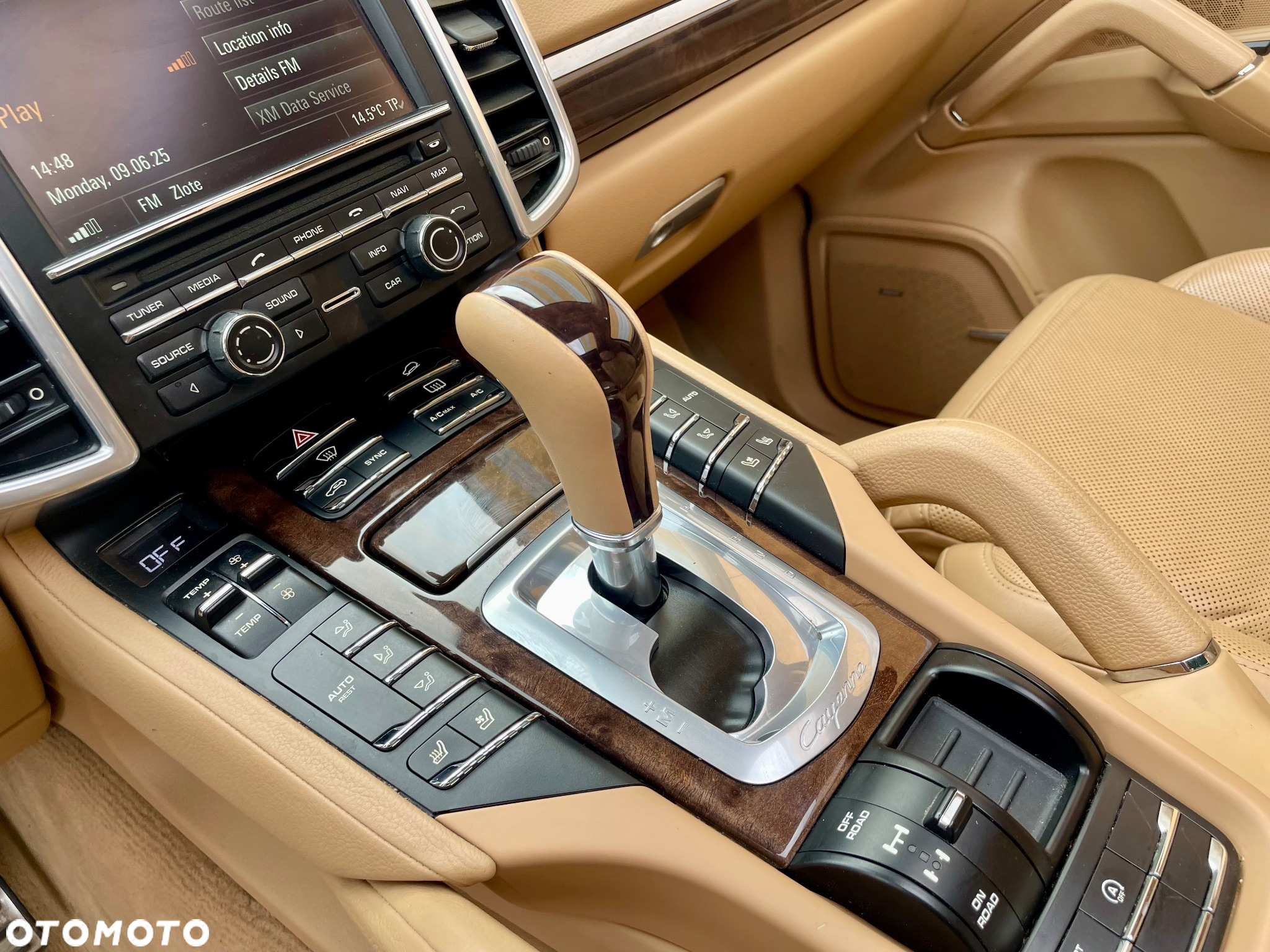 Porsche Cayenne S Platinum Edition - 30