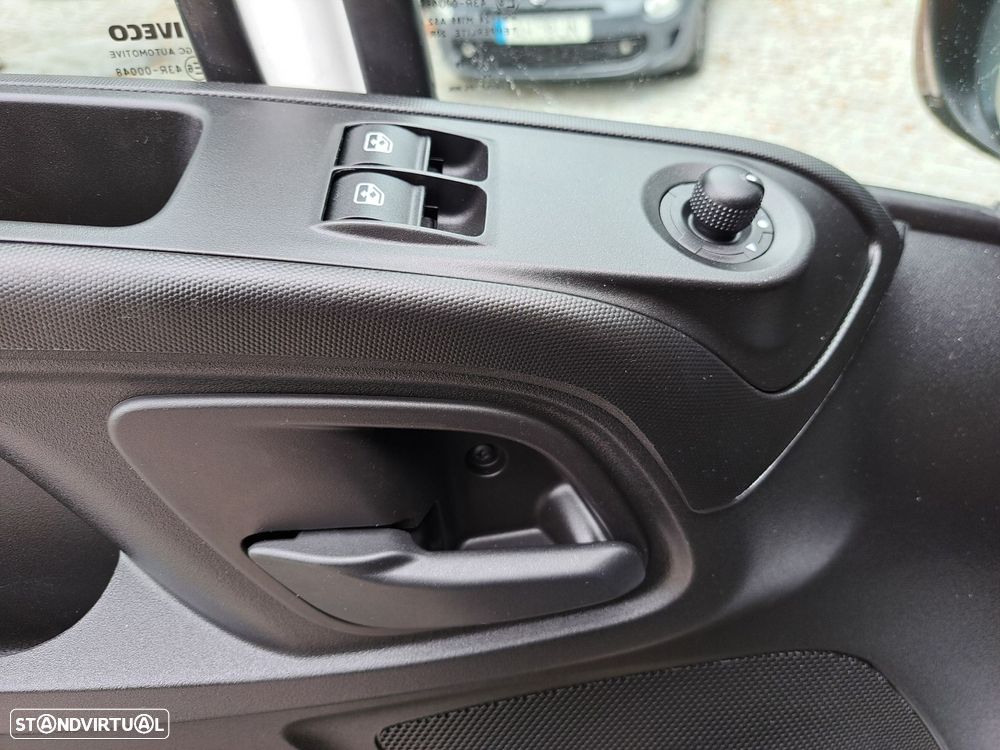 Iveco Daily 35S16 2.3 L4H3 Caixa automática - 4