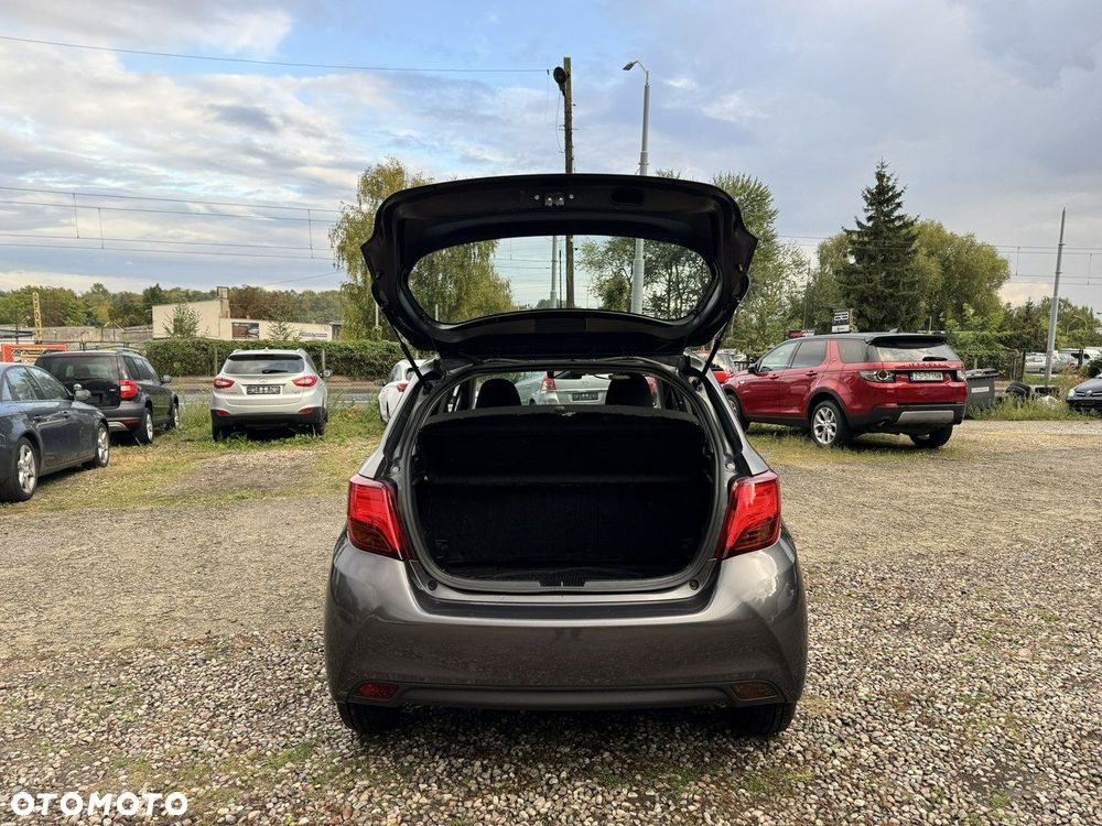 Toyota Yaris - 36