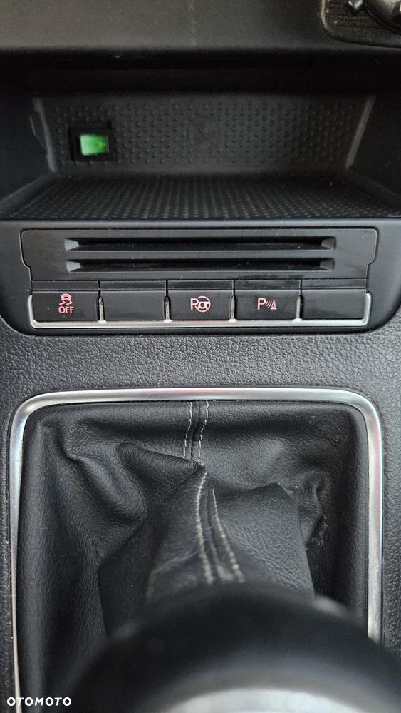 Volkswagen Golf Plus 1.6 TDI Comfortline - 11