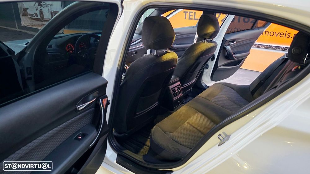BMW 120 - 6