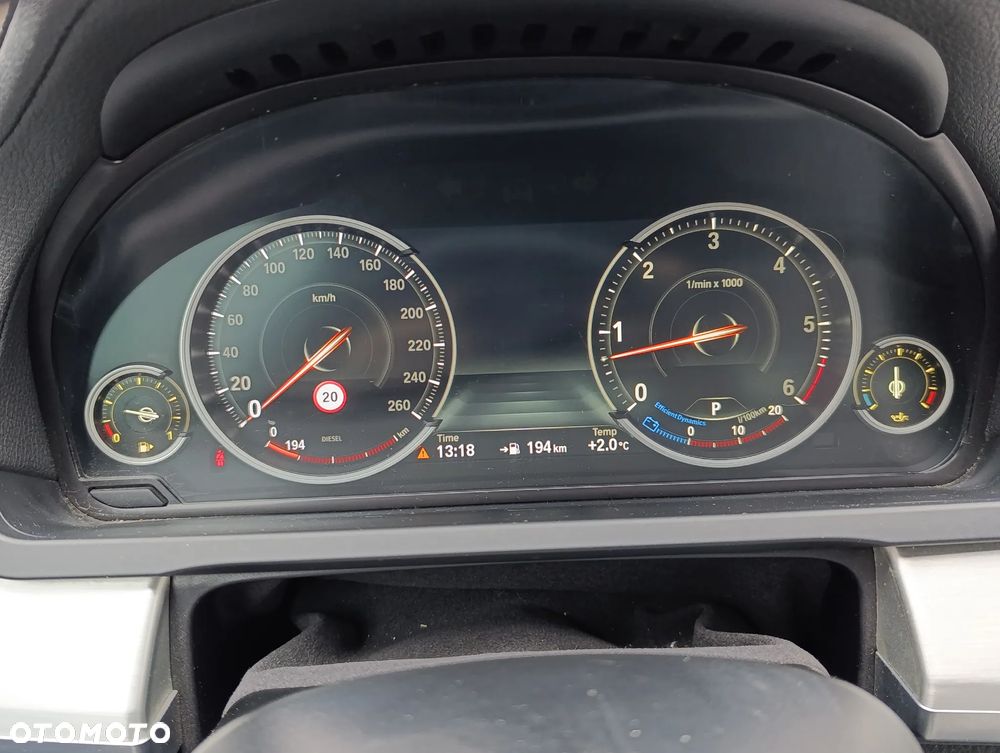BMW Seria 7 750d xDrive Blue Performance Edition Exclusive - 12