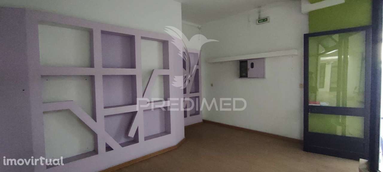 Loja c/ 25m2, Ed. Castelo, Ourém - Grande imagem: 5/9