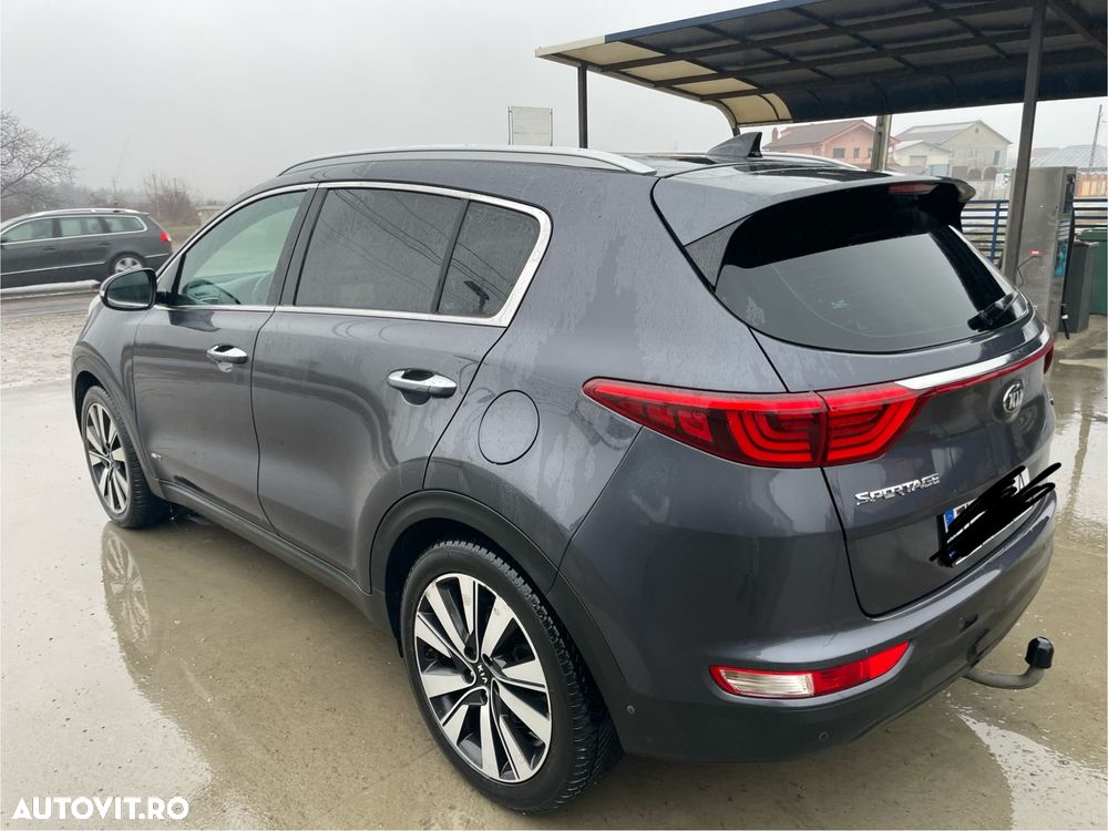 Kia Sportage 2,0 CRDI AWD Aut. Platinum - 4