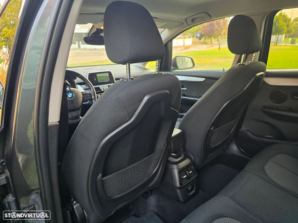 BMW 216 Active Tourer d Line Luxury - 19