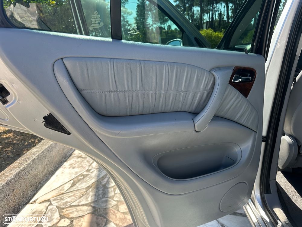 Mercedes-Benz ML 270 - 14