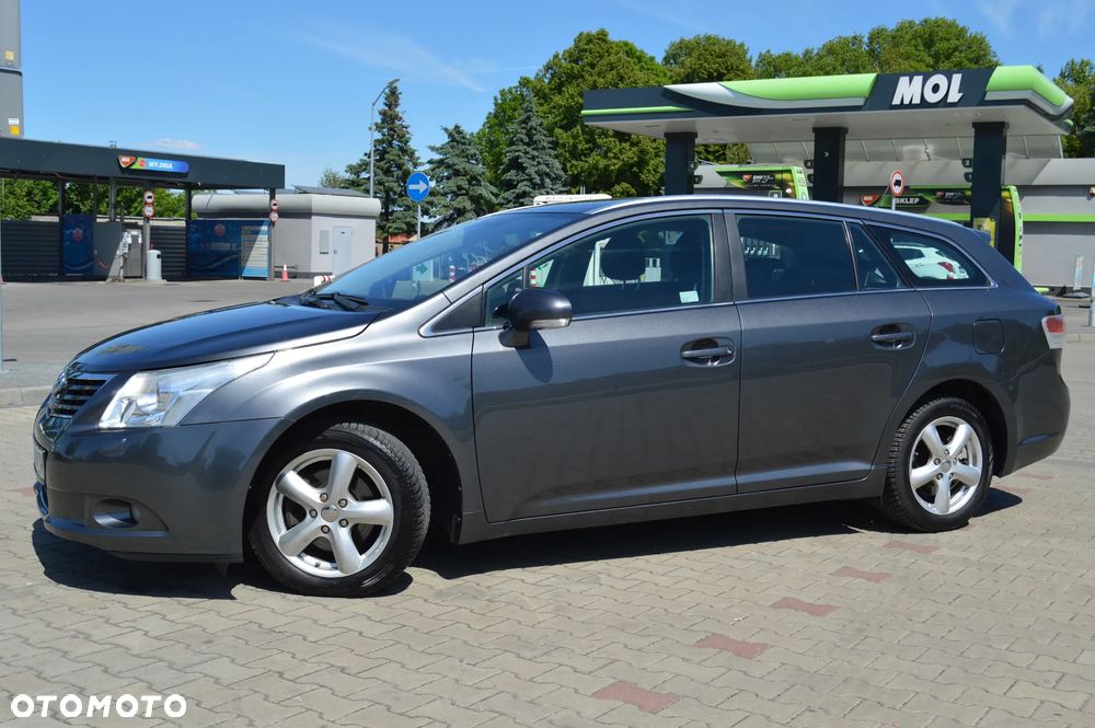 Toyota Avensis 2.0 D-4D Sol - 15
