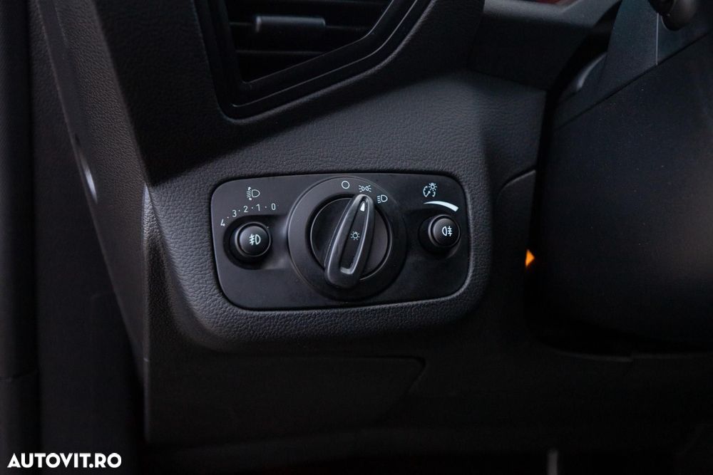 Ford Kuga 2.0 TDCi 4WD Powershift Trend - 28