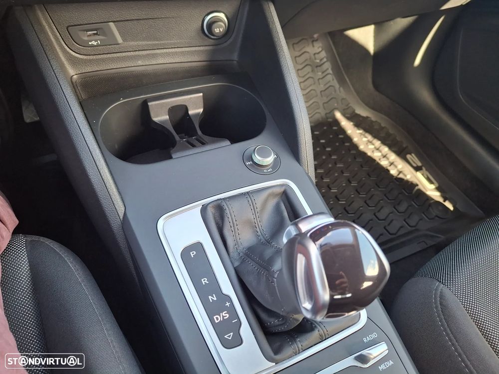 Audi Q2 35 TDI Advanced S tronic - 23