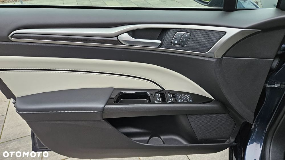 Ford Mondeo 2.0 EcoBlue VIGNALE - 22