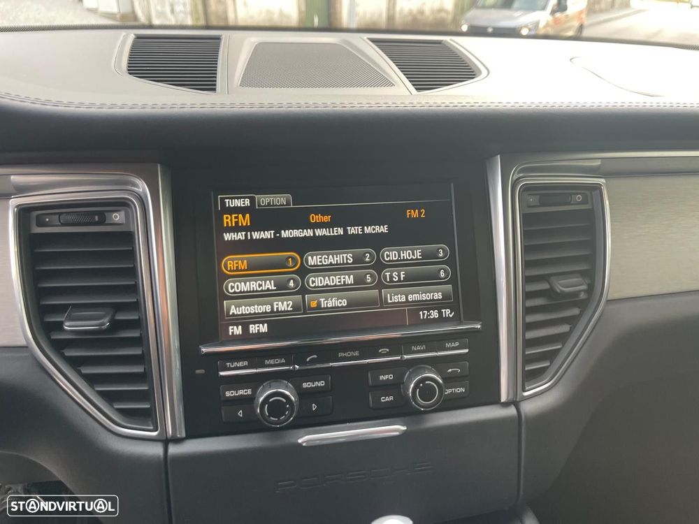 Porsche Macan Turbo PDK - 18