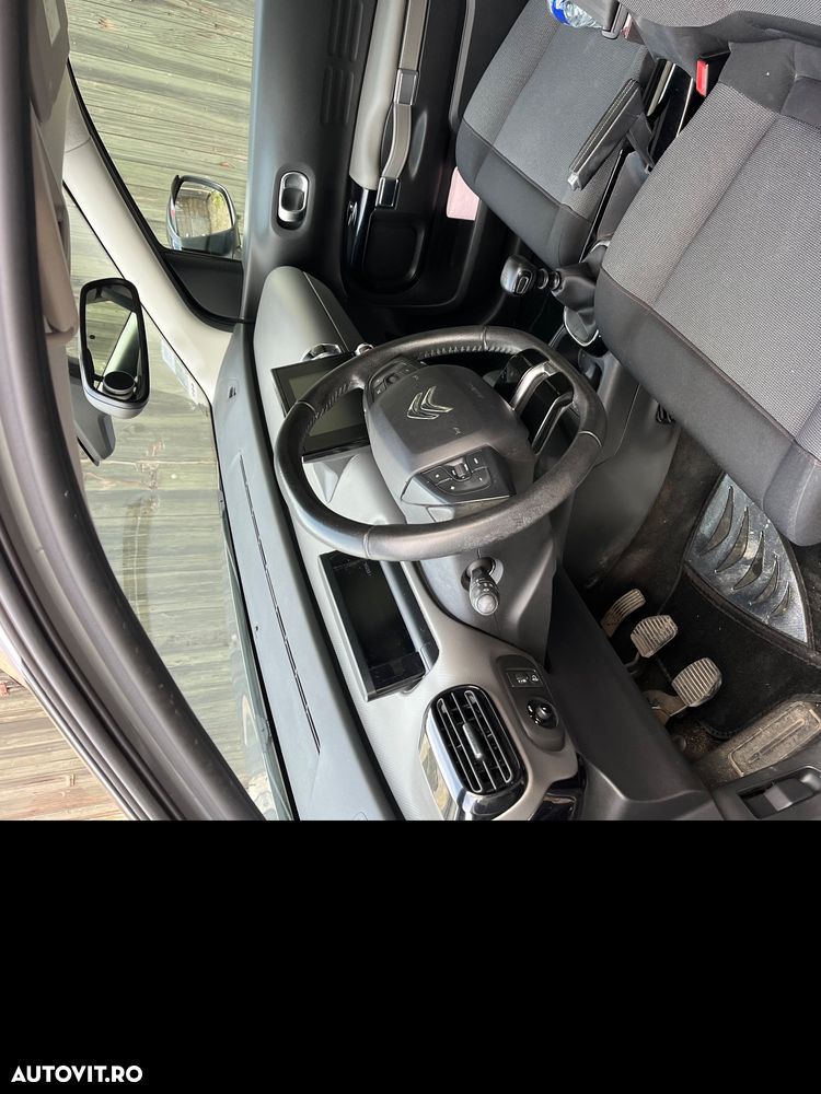 Citroën C4 Cactus 1.2 PureTech S&S BVM Shine - 11