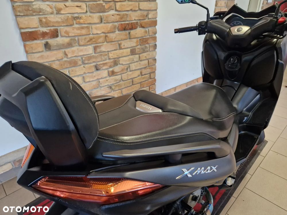 Yamaha X-max - 22