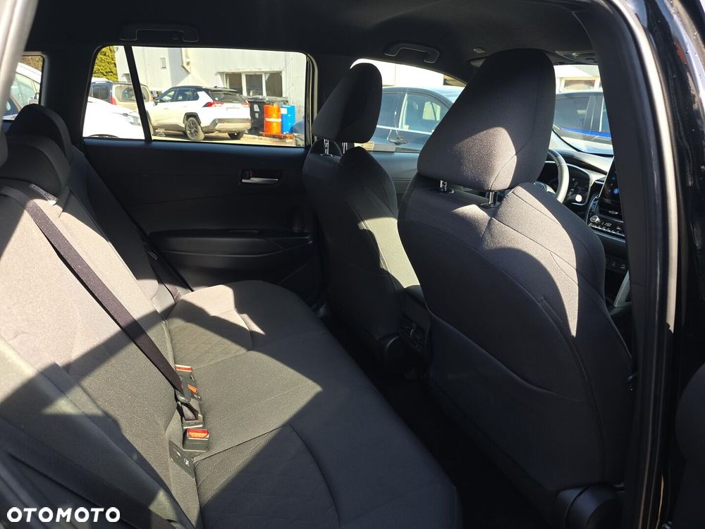 Toyota Corolla Cross - 8