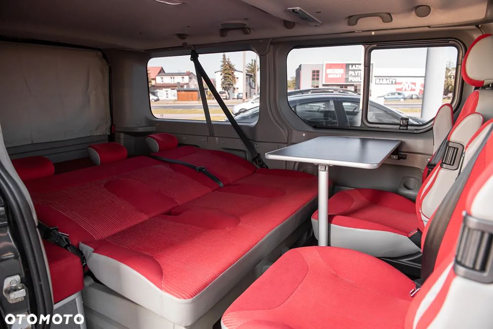 Opel Vivaro - 24