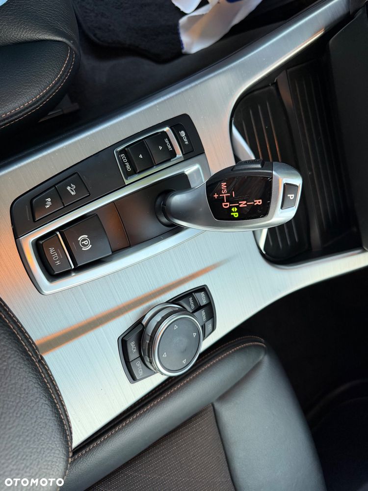 BMW X4 xDrive20d xLine - 13