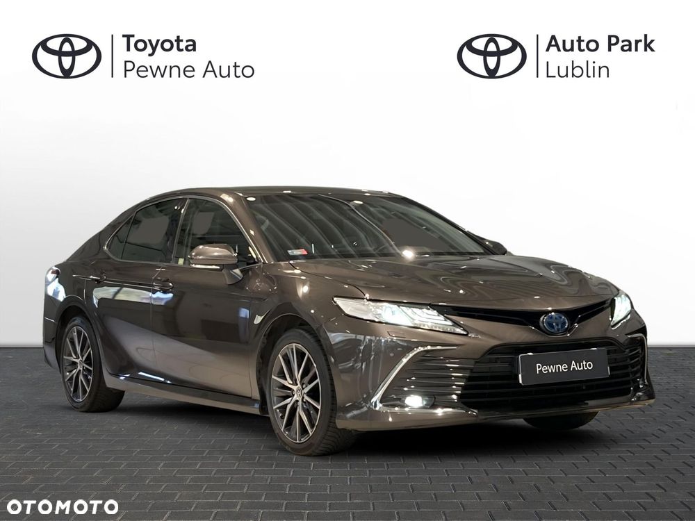 Toyota Camry - 7