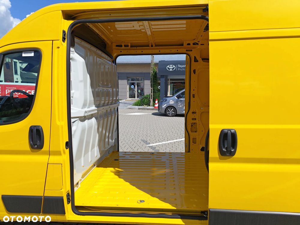 Toyota Proace Max - 13