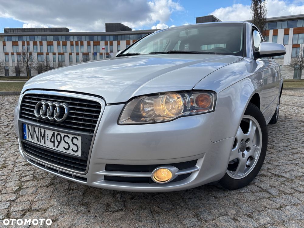 Audi A4 Limousine