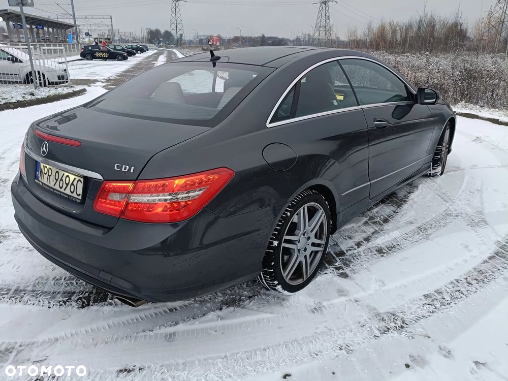 Mercedes-Benz Klasa E - 4