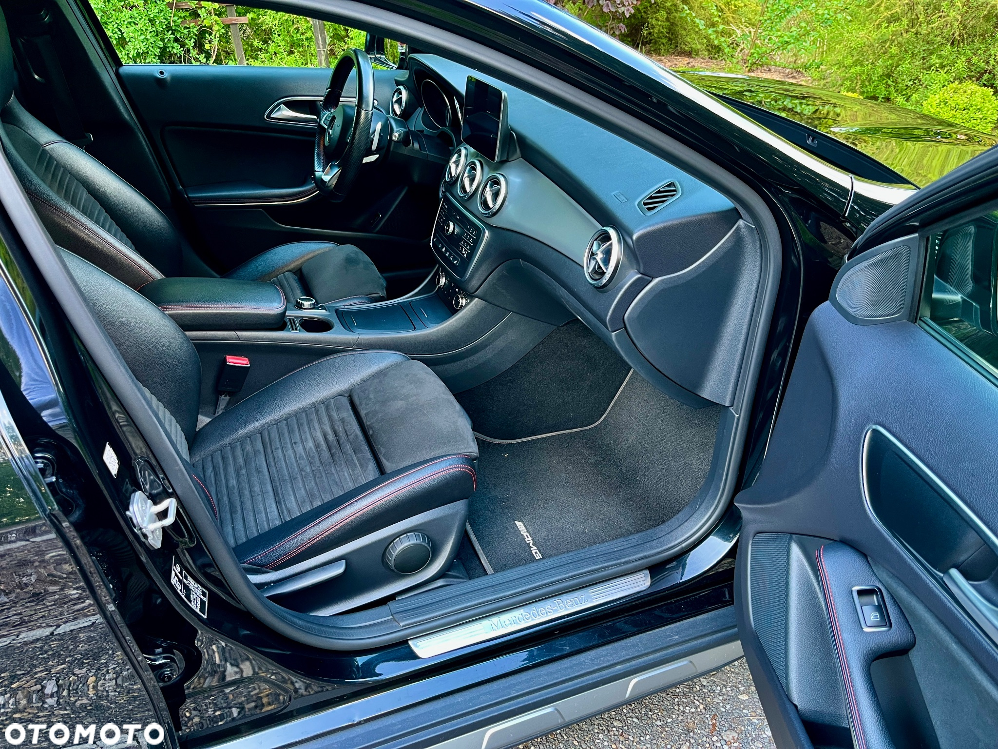 Mercedes-Benz GLA - 19