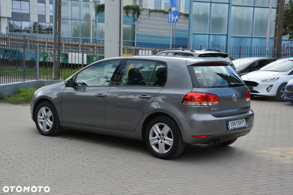 Volkswagen Golf 2.0 TDI Comfortline - 5