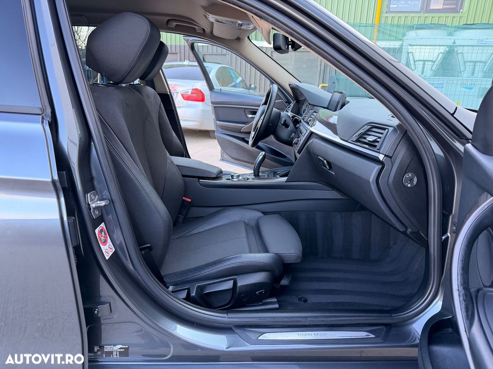 BMW Seria 3 320d Sport-Aut. Blue Performance Luxury Line - 20