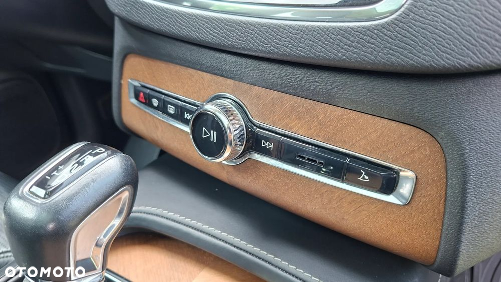 Volvo XC 90 T6 AWD Inscription 7os - 17