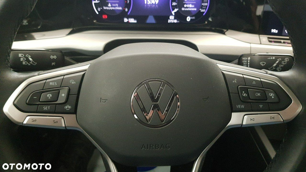 Volkswagen Golf - 26