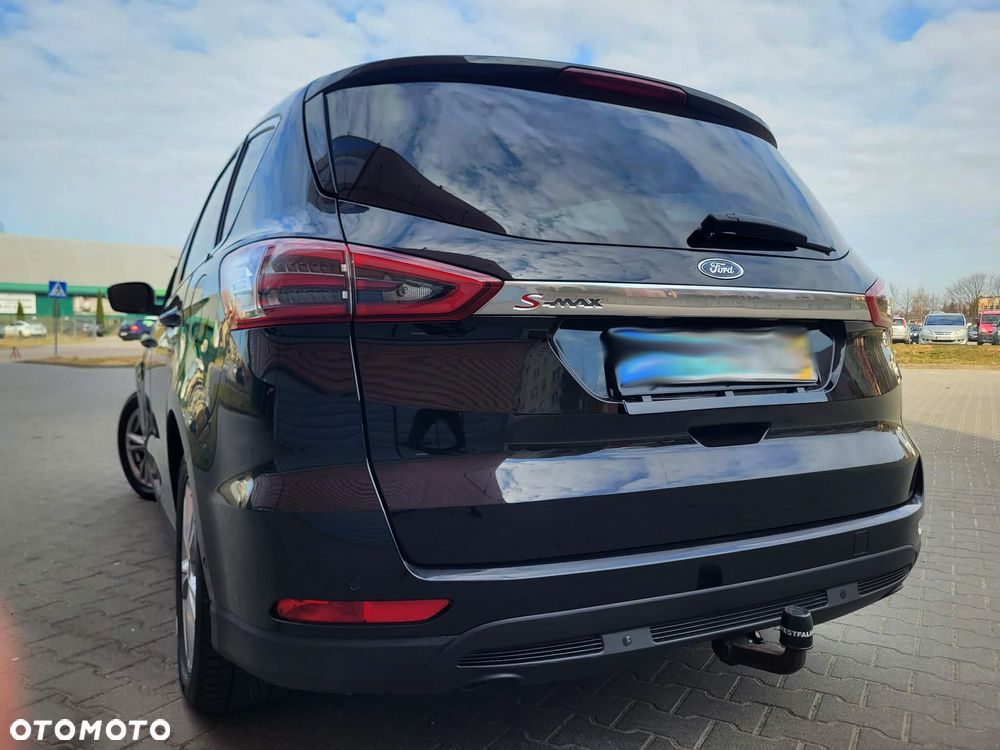 Ford S-Max 2.0 TDCi Titanium PowerShift - 24