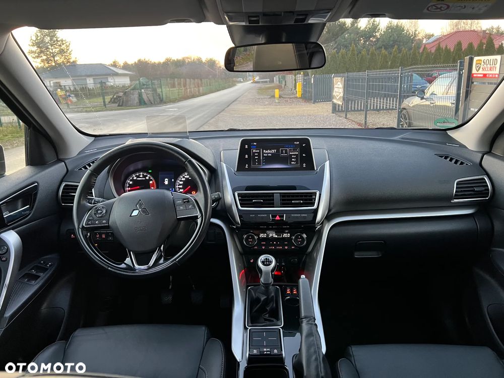 Mitsubishi Eclipse Cross 1.5 T-MIVEC (ClearTec) 2WD Top - 26