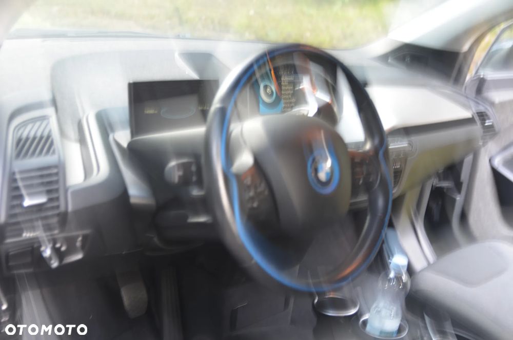 BMW i3 (60 Ah) - 22