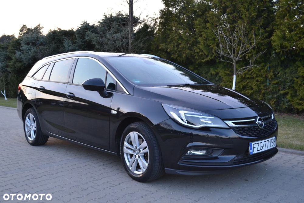 Opel Astra 1.4 Turbo Innovation - 15