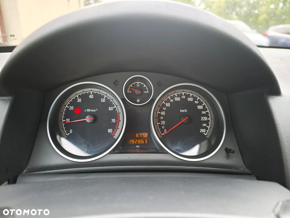 Opel Astra 1.6 Catch me - 33