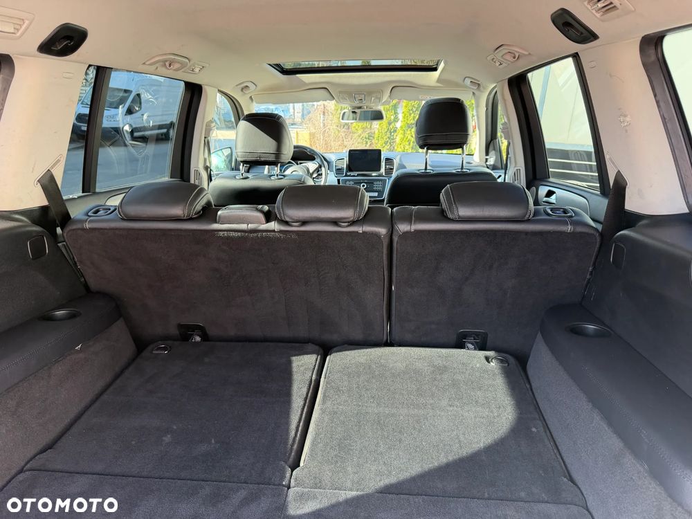 Mercedes-Benz GLS 350 d 4-Matic - 12